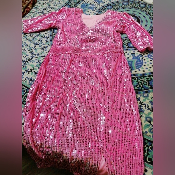 Women's Velvet V Neck Dress - Picture 7 of 8